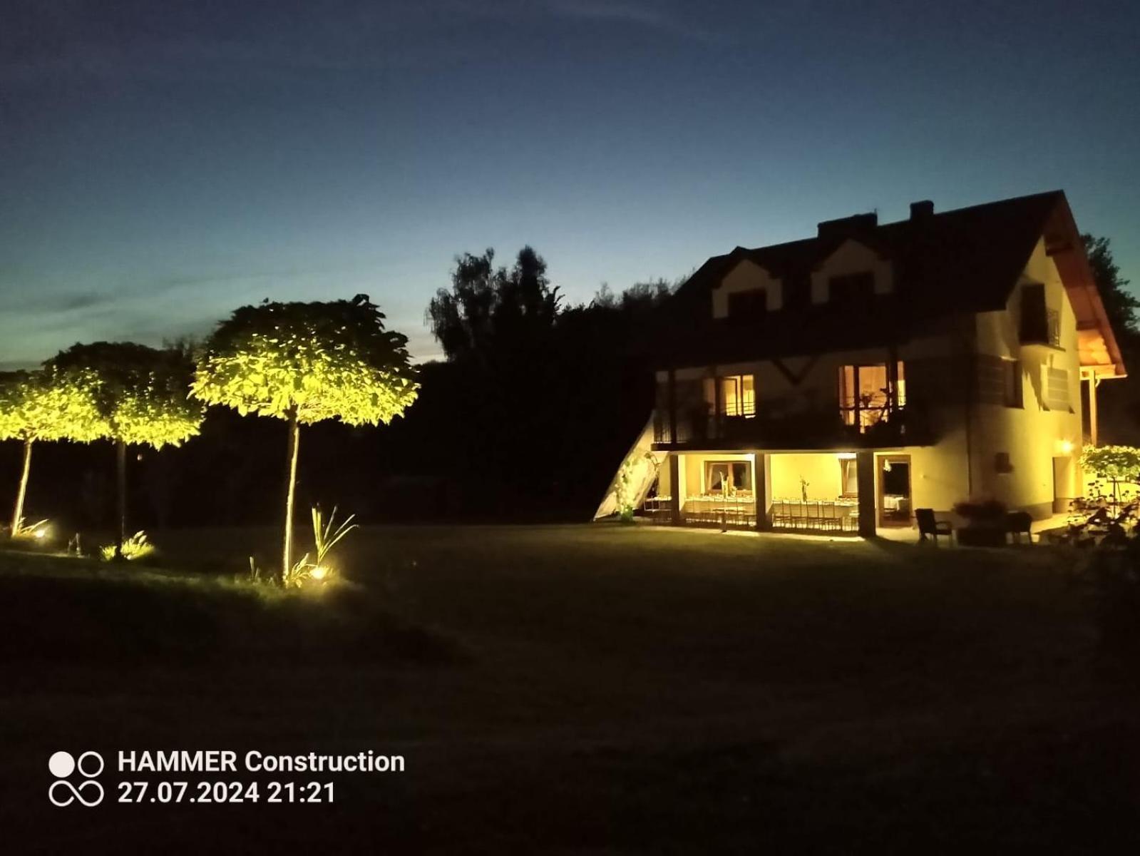 Apartament Z Ogrodem I Przemyśl Exterior foto